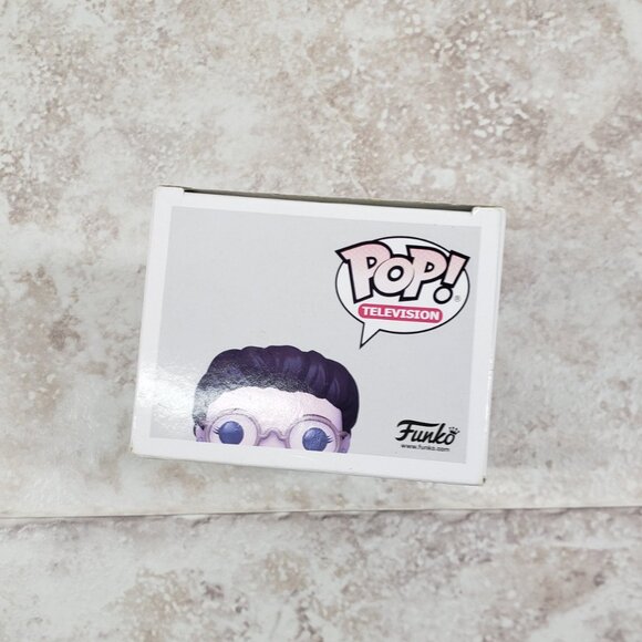 1083 Dress Elaine Benes Funko Pop Original Seinfeld Television Vinyl Figure 2021 - Picture 6 of 8